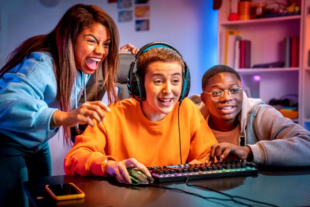 While GameObjects provide structure, Components give them functionality using C# scripts or premade behaviors. Components power everything from basic movements to advanced artificial intelligence! Coding Behaviors